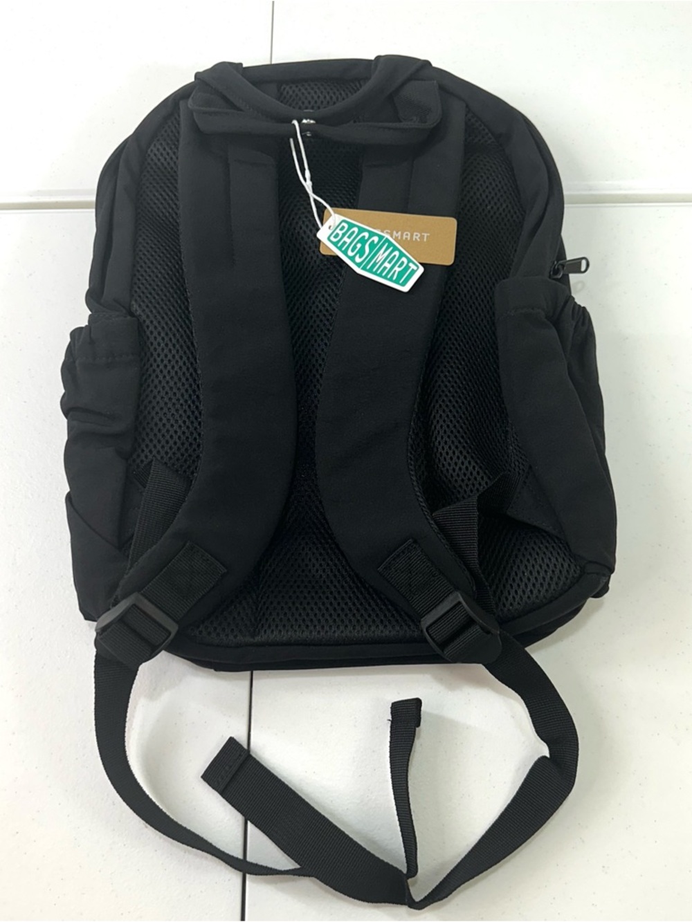 Men's Bagsmart Black Everyday Backpack - Picture 2 of 9
